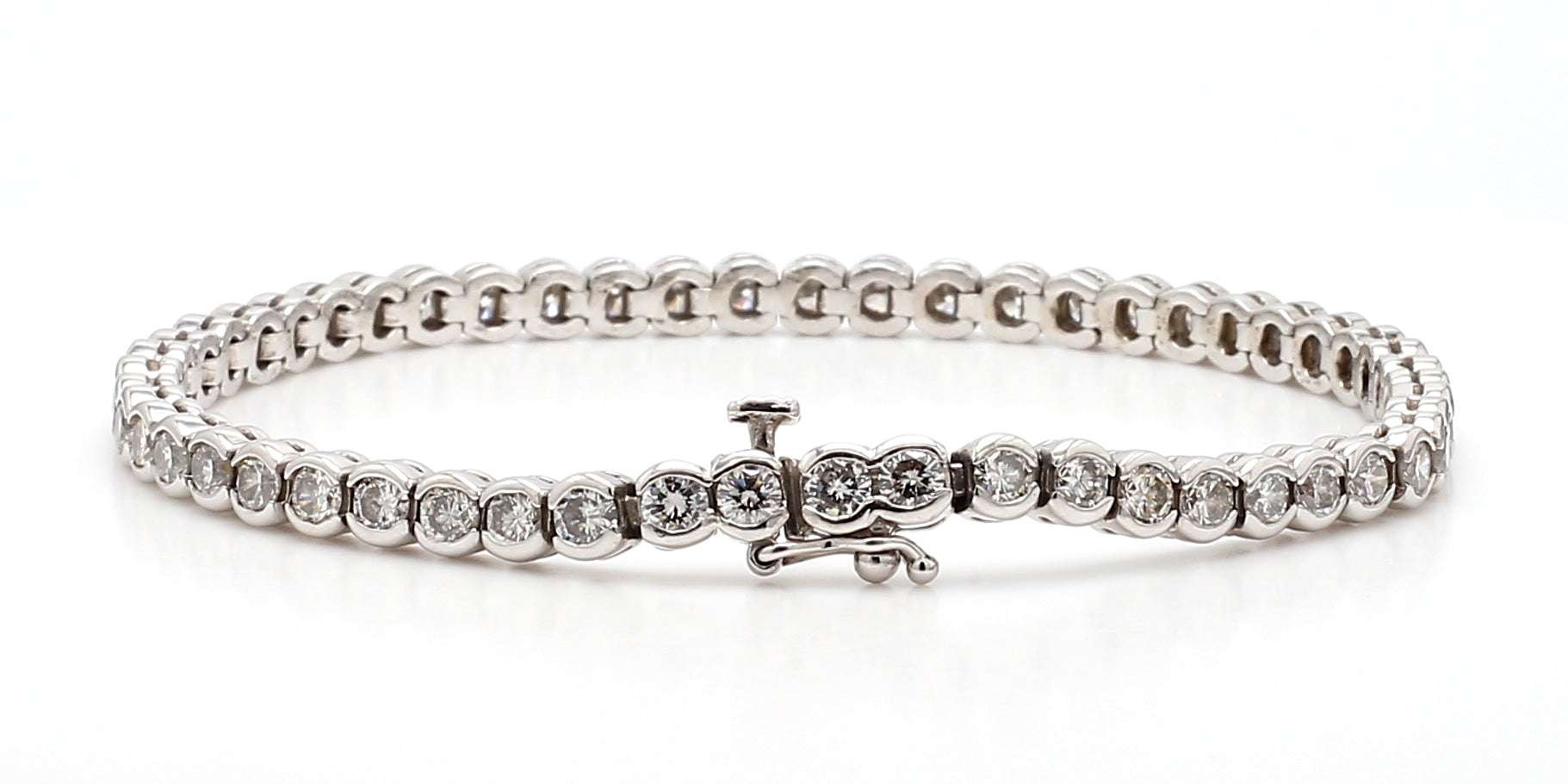 5.24ctw Round Diamond Classic Tennis Bracelet