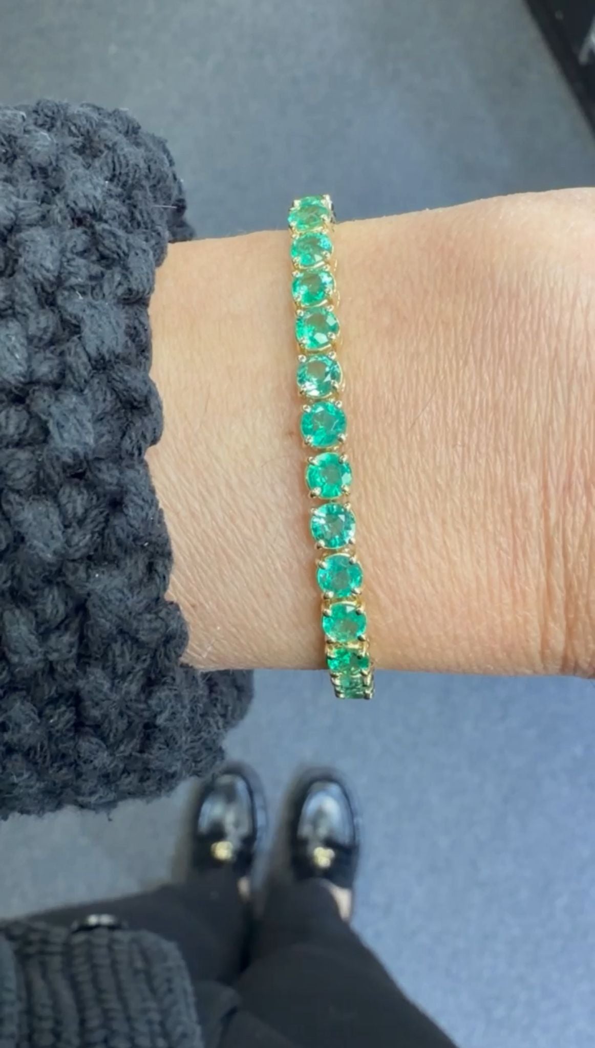 Round Cut Emerald Tennis Bracelet 9.86 Carats