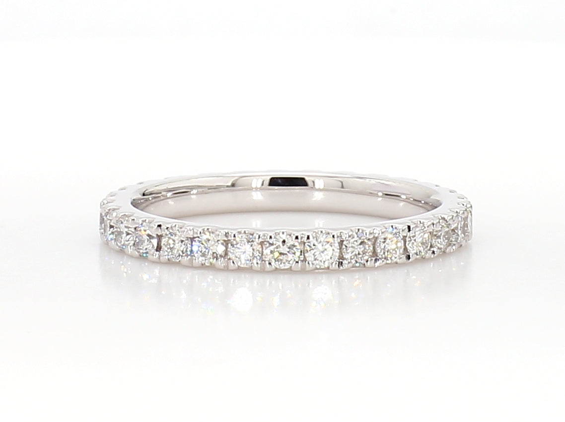 Round Diamond Eternity Band in Platinum